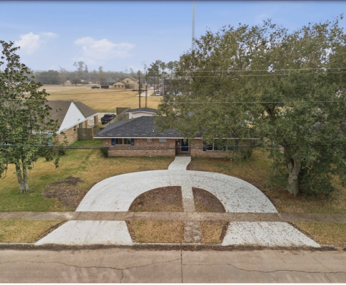 2032 18th, Lake Charles, Calcasieu, Louisiana, United States 70601, 3 Bedrooms Bedrooms, 0 ,2 BathroomsBathrooms,House,For Sale,18th,0,1159