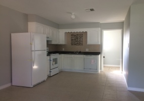 1131 Shellie Ln, Lake Charles, Calcasieu, Louisiana, United States 70611, 2 Bedrooms Bedrooms, ,1 BathroomBathrooms,Apartment,For Rent,Shellie Ln,1040